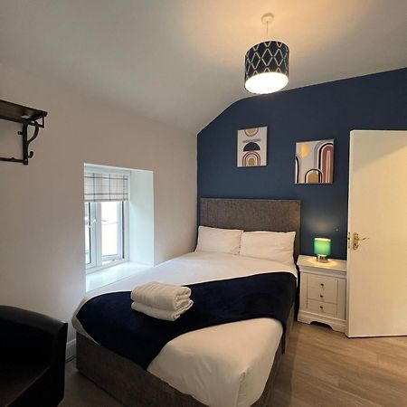 Апартаменти 6 Eyre Square Lane Голвей Екстер'єр фото